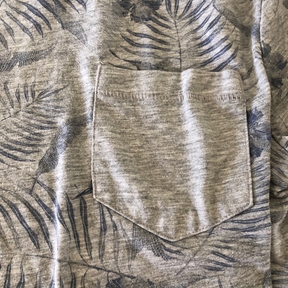 XS Grey H&M Shirt - Picture 4 of 4